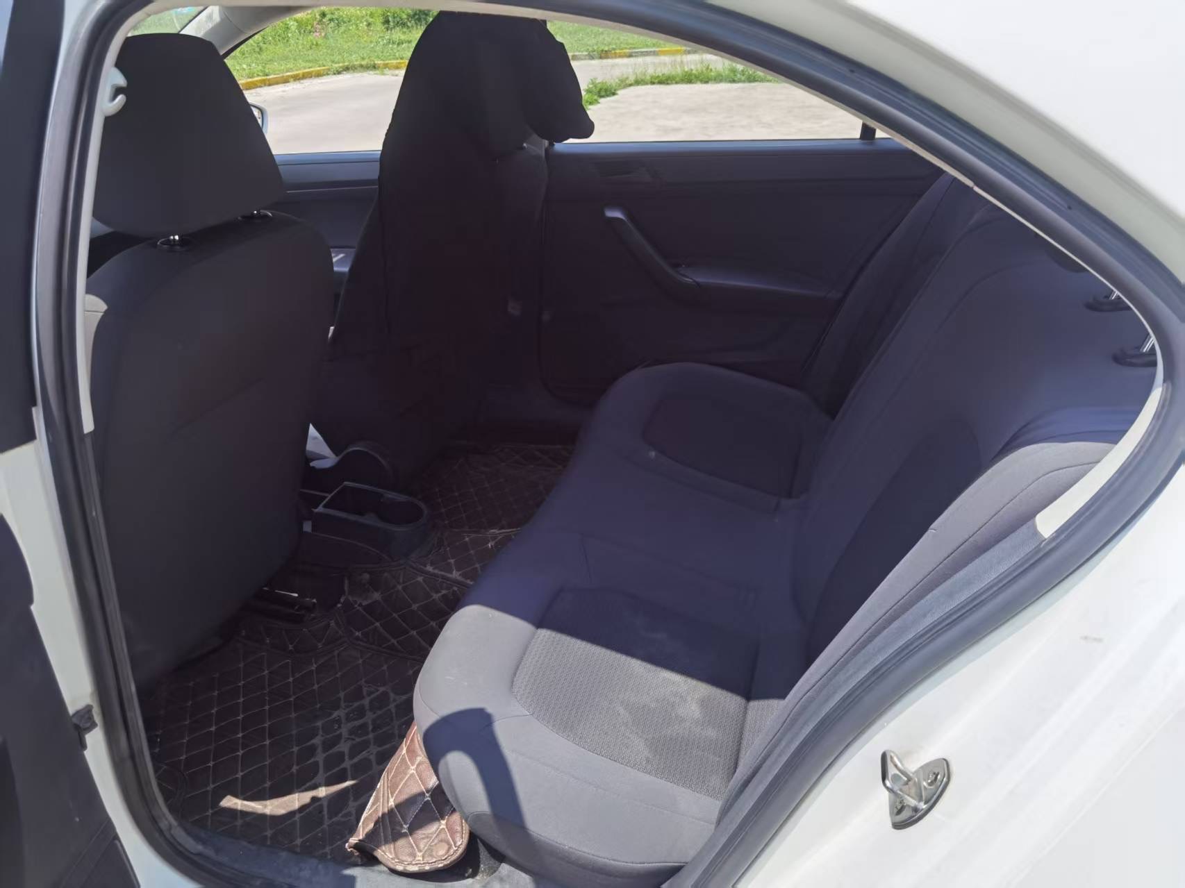Volkswagen Santana 2018 car image #5