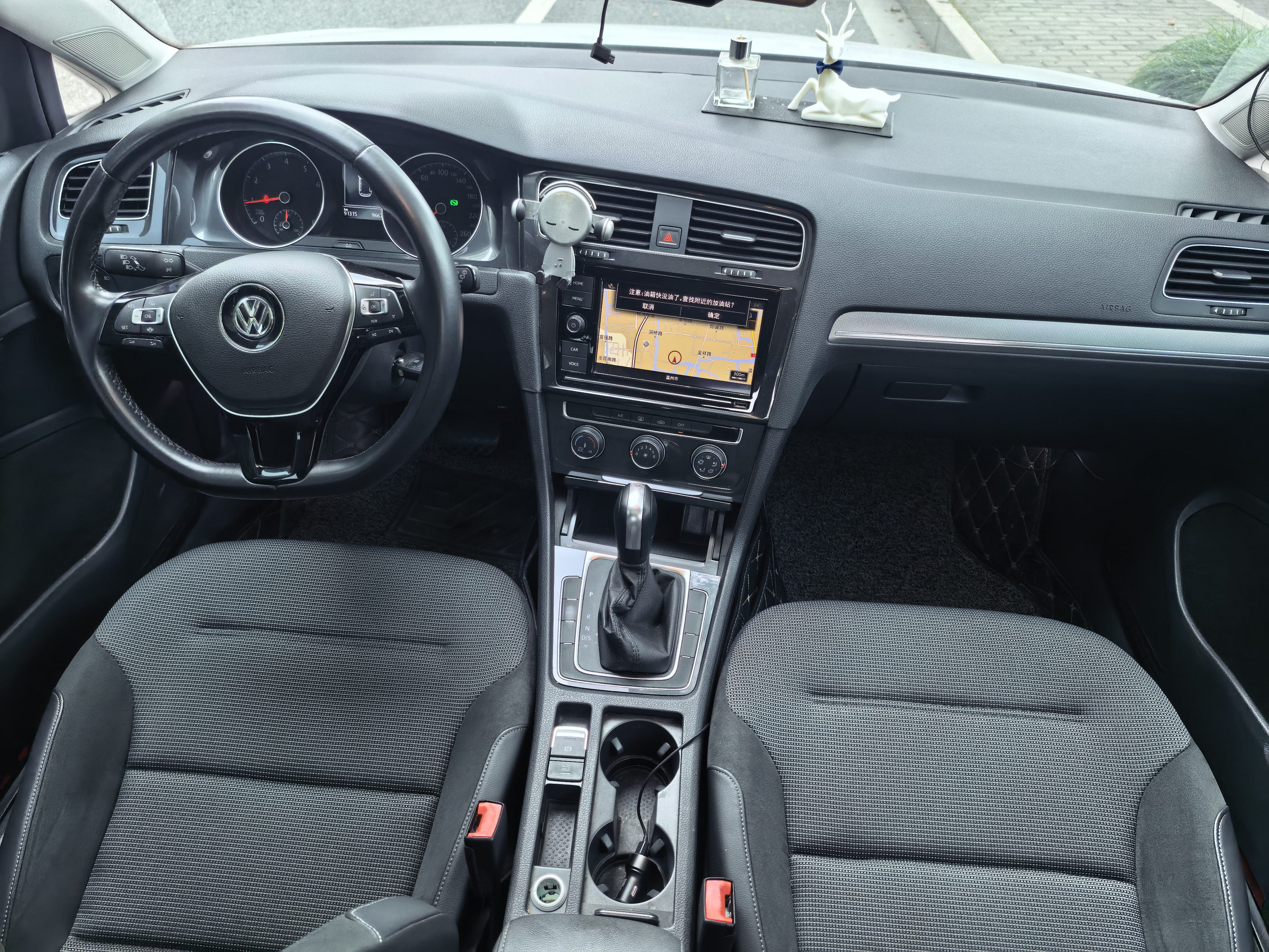 Volkswagen Golf 2019 #7 Volkswagen Golf 2019 car image #7