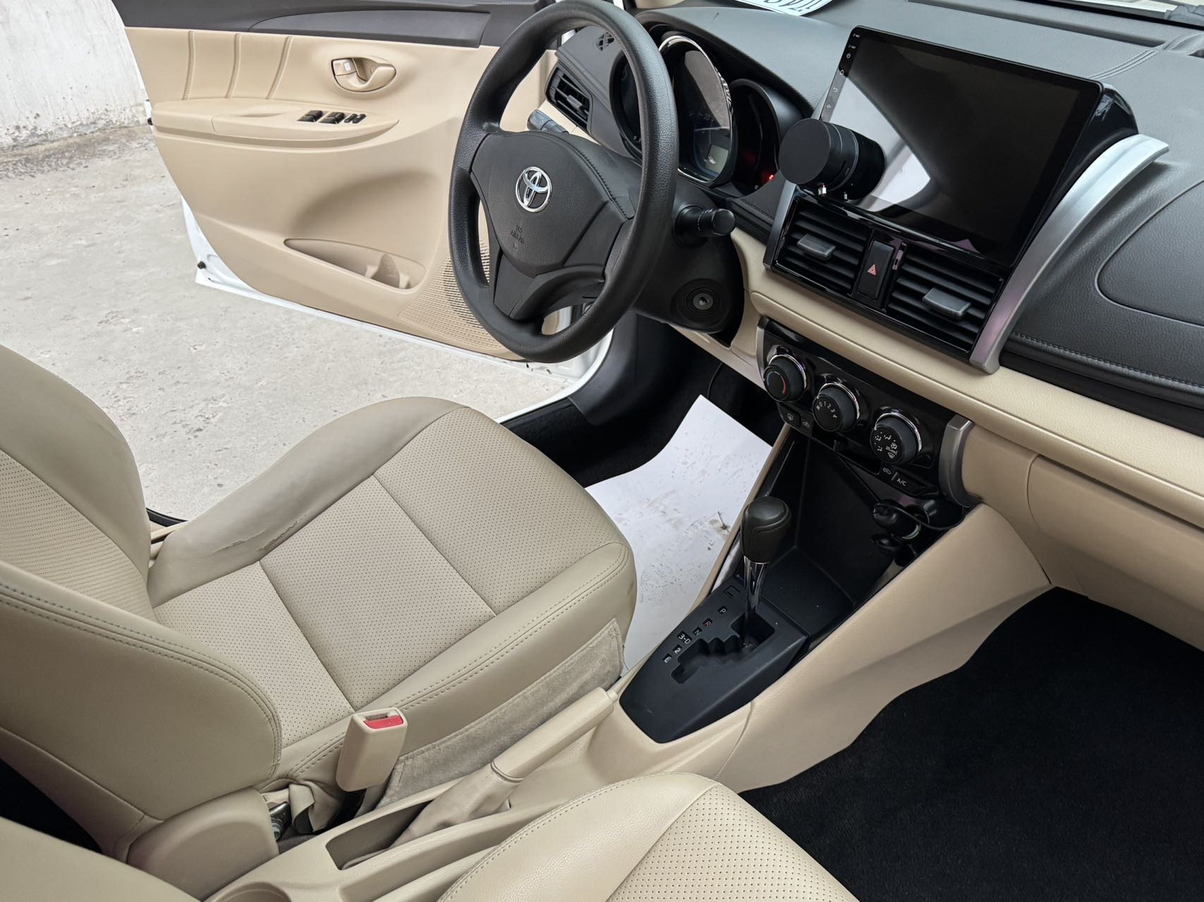 Toyota Vios 2016 car image #9