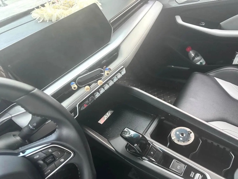 GEELY Binray 2023 #3 GEELY Binray 2023 car image #3