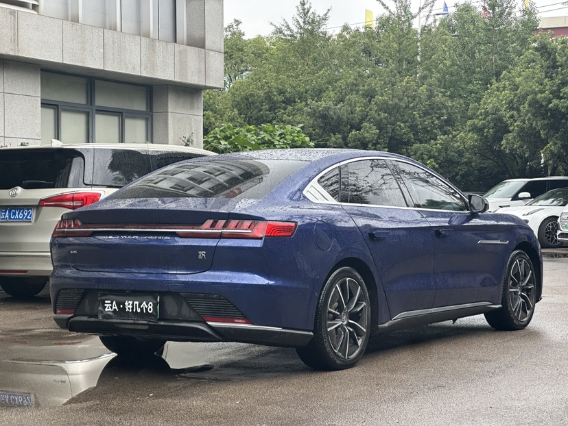 BYD Han 2022 #9 BYD Han 2022 car image #9