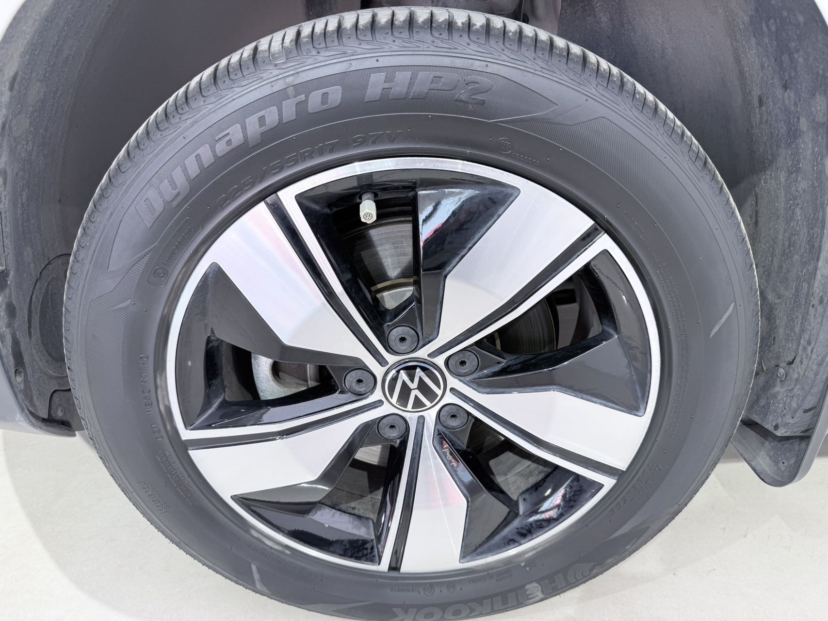 Volkswagen Tharu 2022 #16 Volkswagen Tharu 2022 car image #16