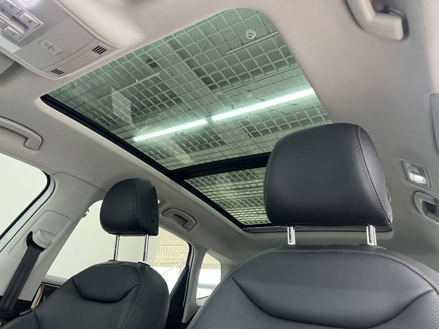 Volkswagen Tharu 2022 car image #14