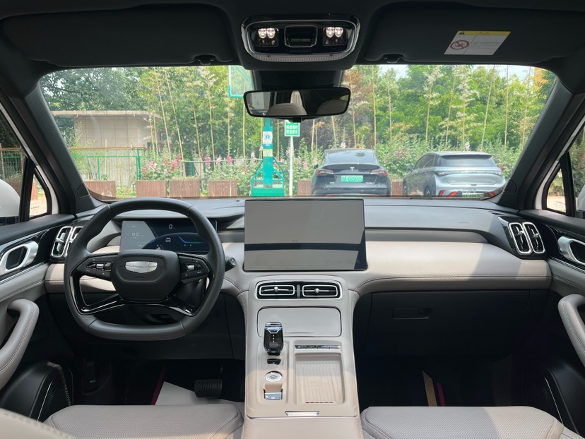 GEELY Boyue L 2025 #5 GEELY Boyue L 2025 car image #5
