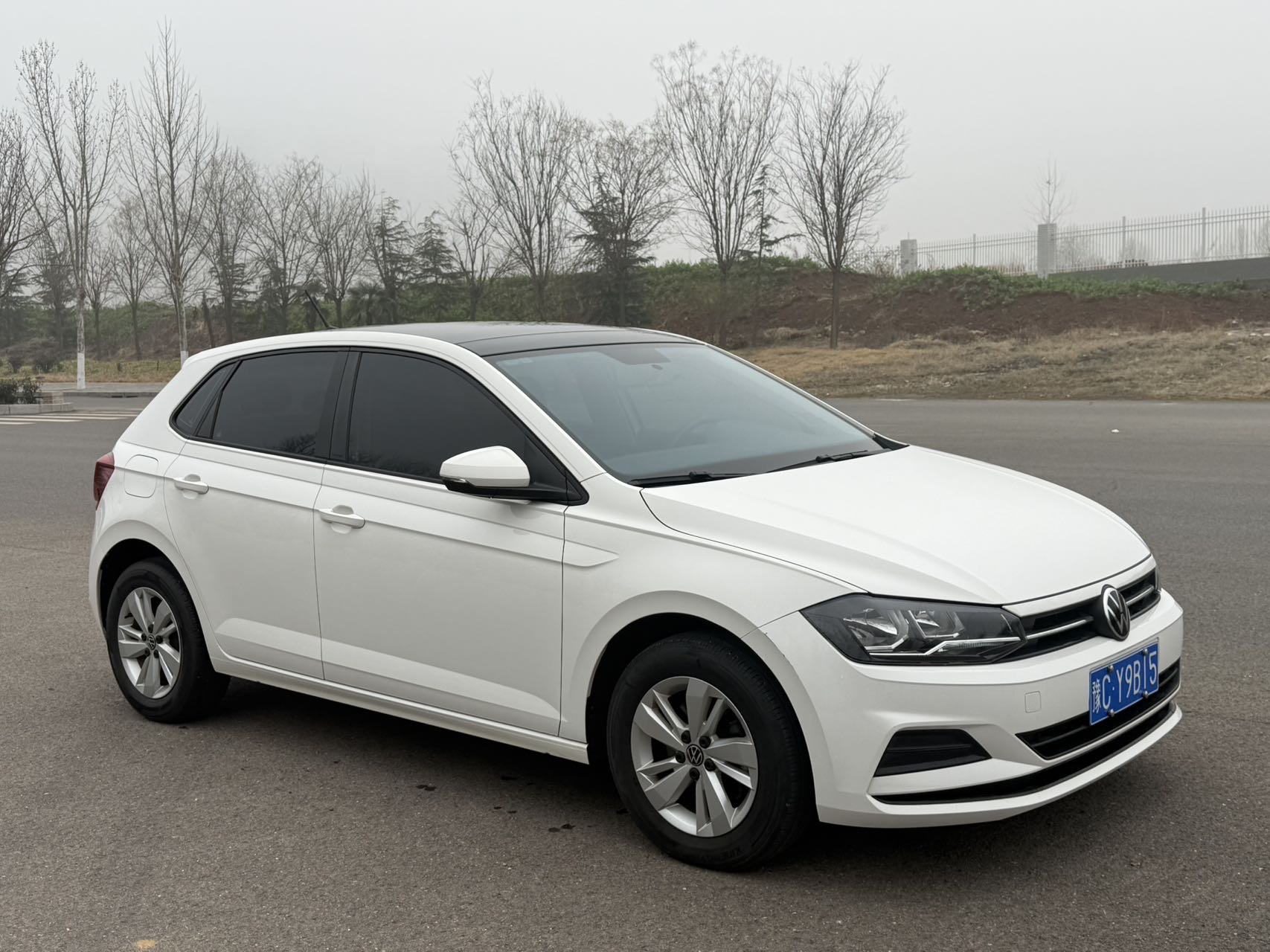 Volkswagen Polo 2022 car image #3