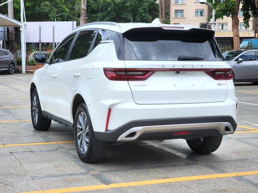 GEELY Vision X6 2024 car image #9