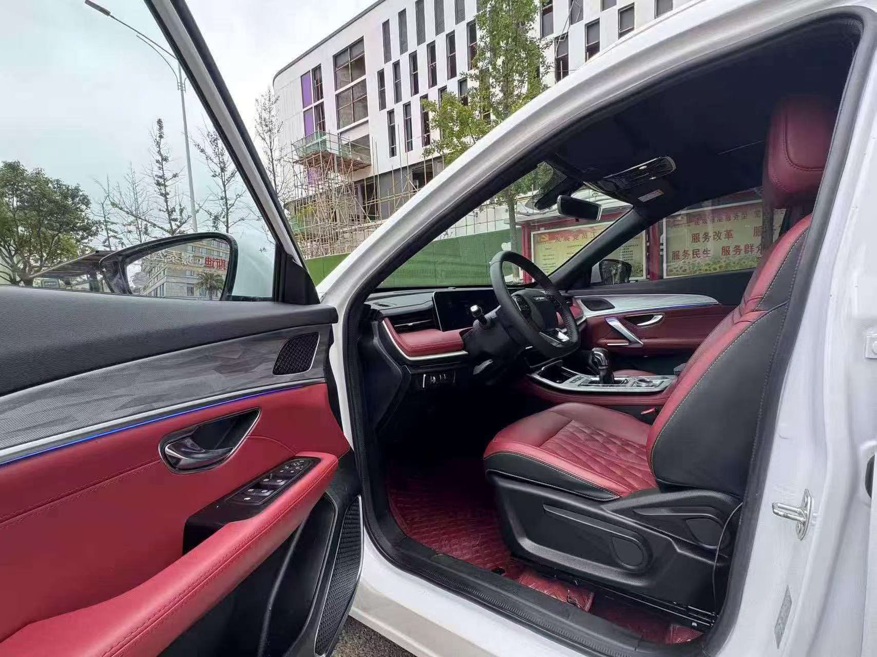 Jetour X70 PLUS 2022 car image #6