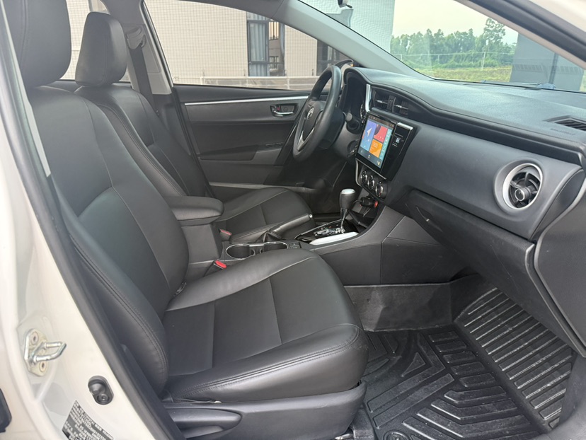 Toyota Corolla 2017 car image #6