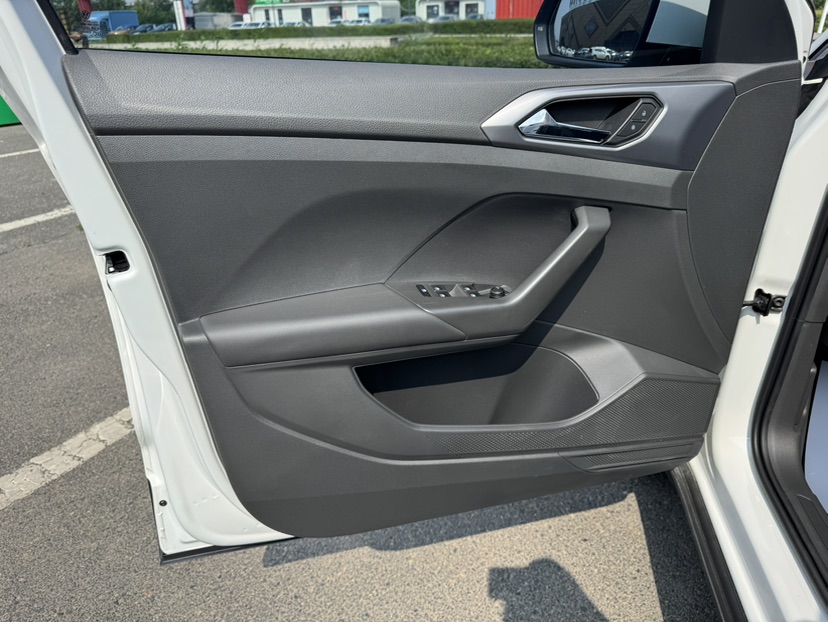 Volkswagen T-Cross 2022 #13 Volkswagen T-Cross 2022 car image #13