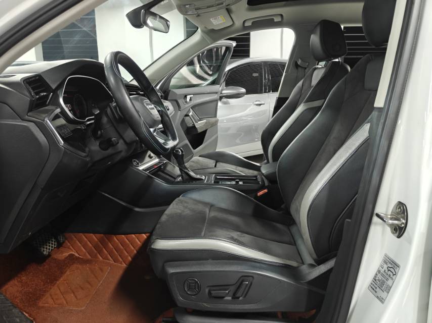 Audi Q3 2022 #5 Audi Q3 2022 car image #5