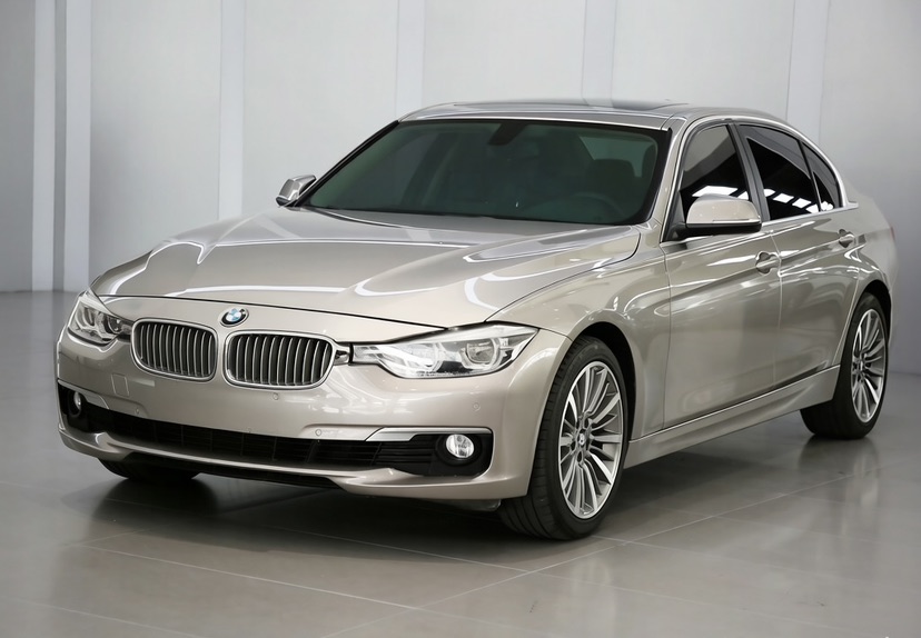 BMW 3 Series 2018 BMW 3 Series 2018 car image