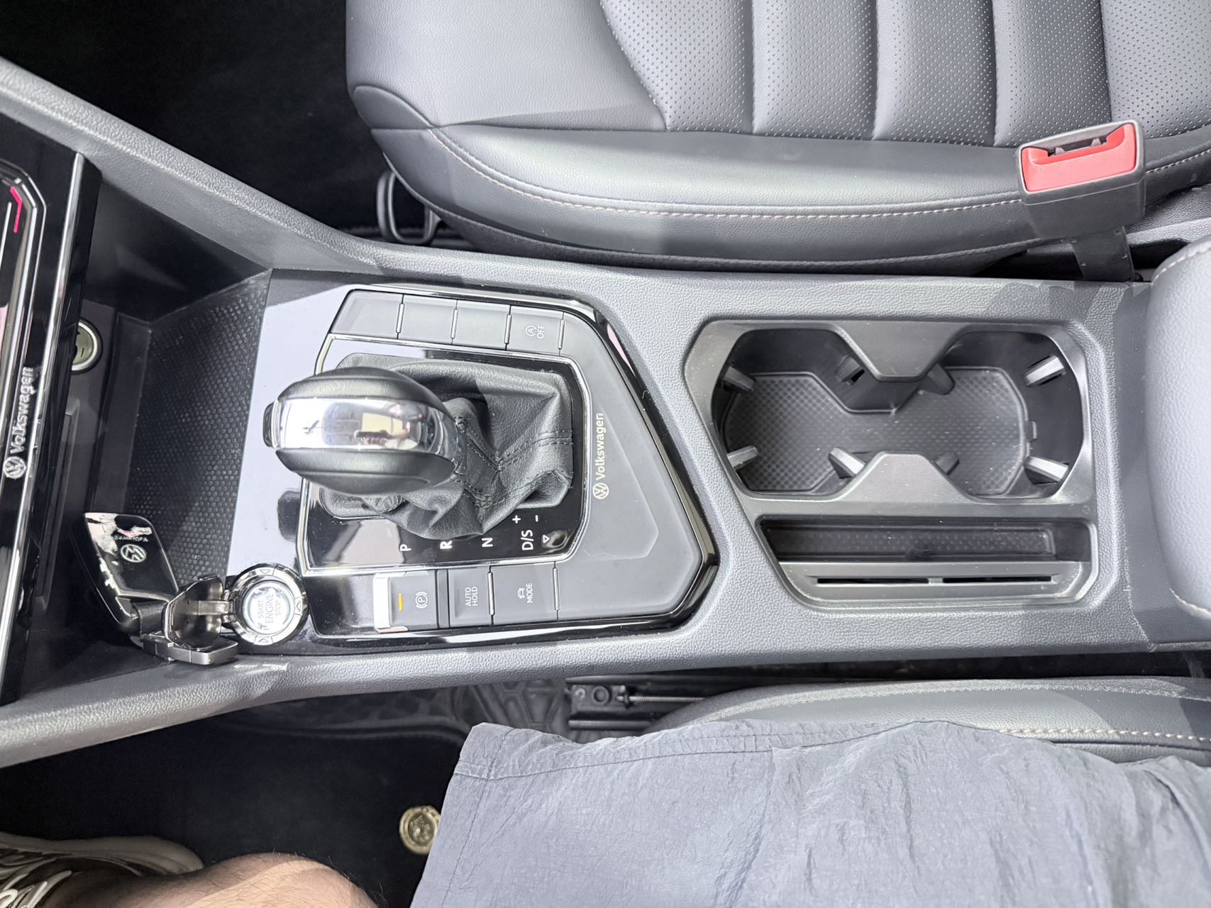 Volkswagen Tharu 2022 car image #12