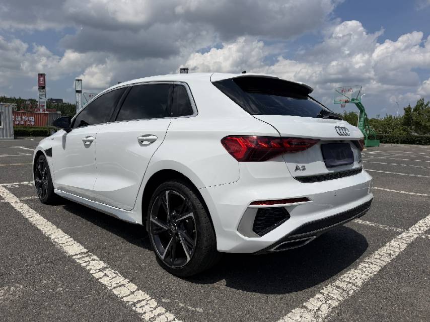 Audi A3 2023 car image #5