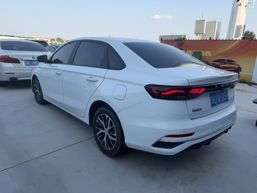 GEELY Emgrand 2023 car image #3