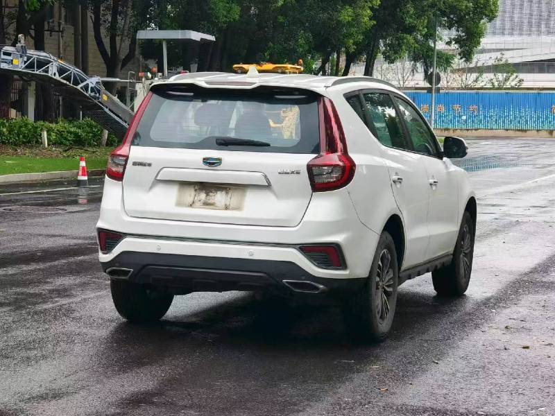 GEELY Vision X6 2018 car image #7