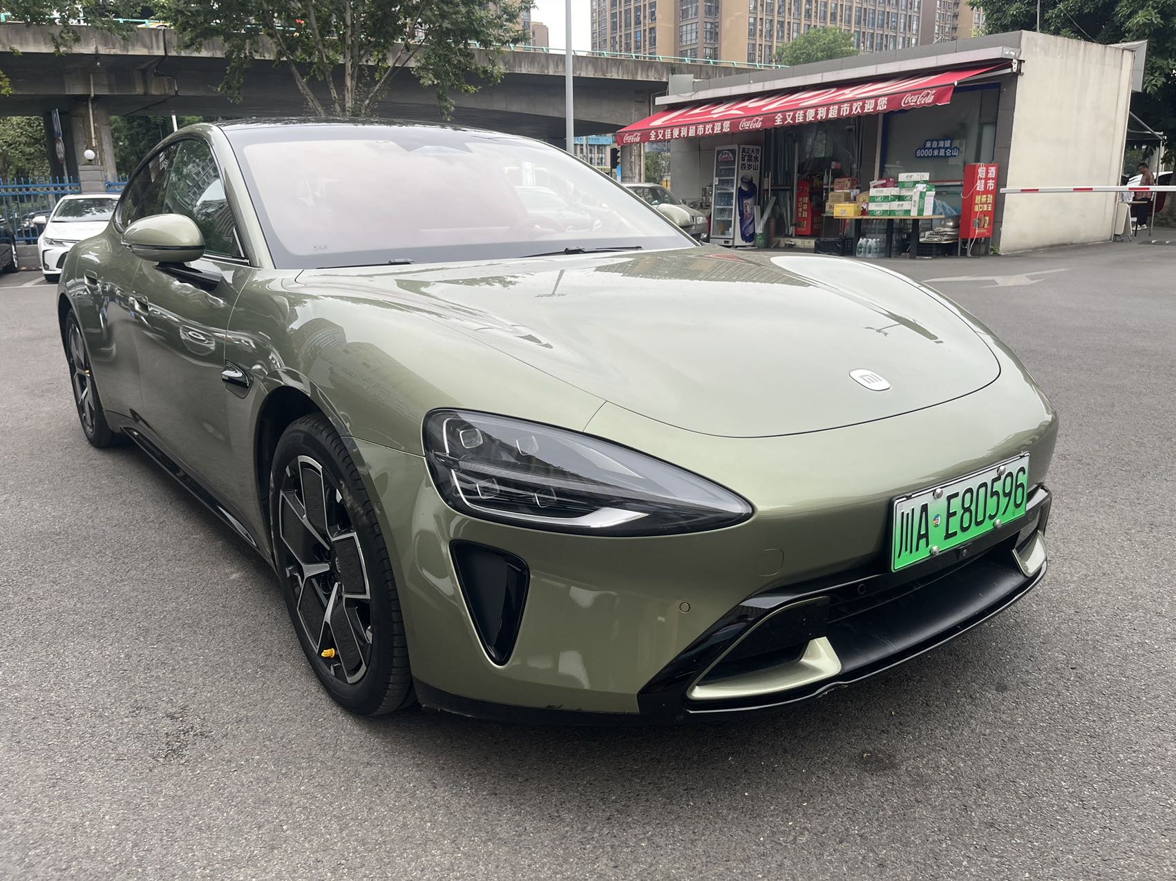 MI SU7 2024 car image #2