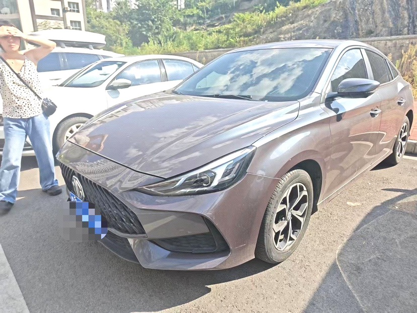 MG 5 2021 immagine di auto 