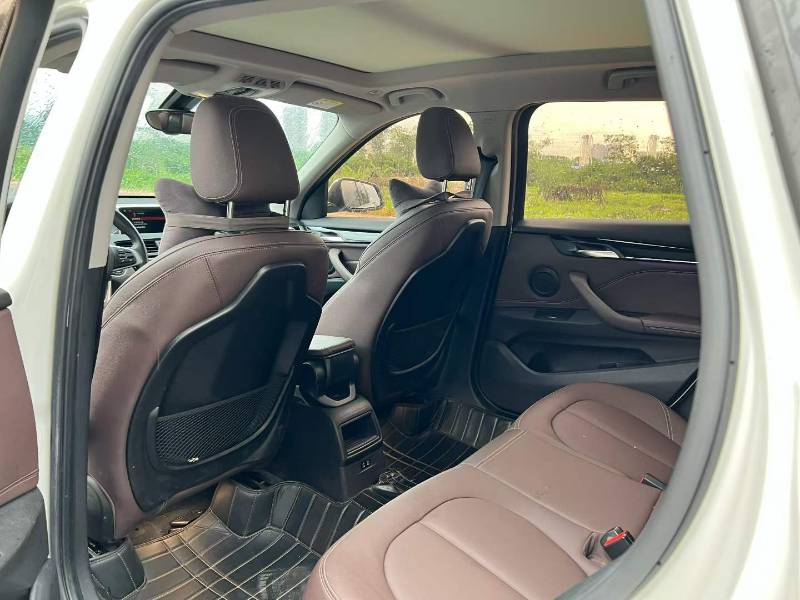 BMW X1 2020 car image #6