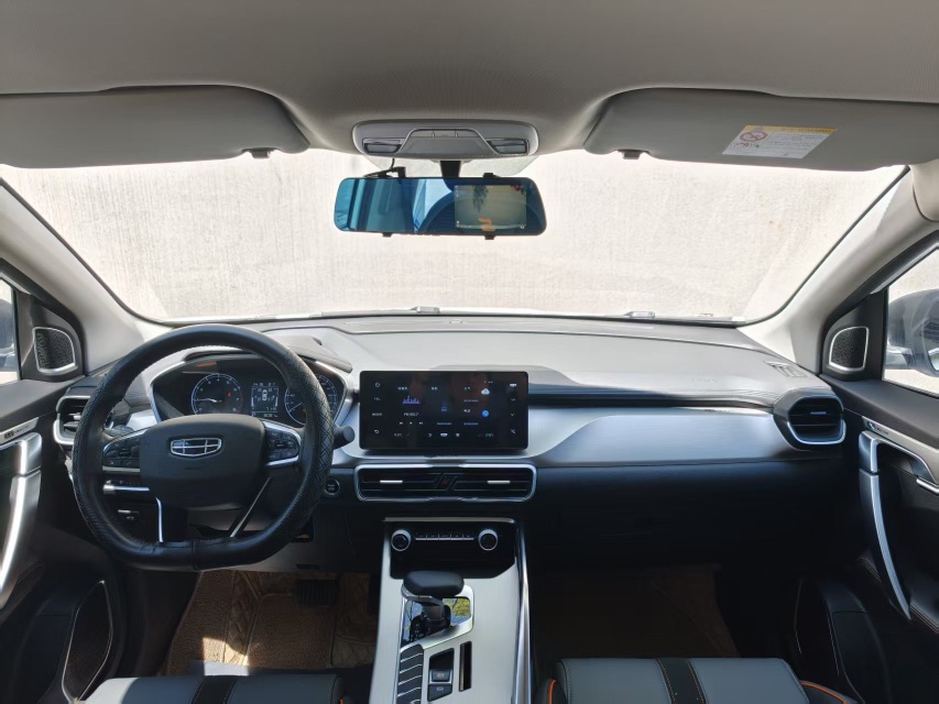 GEELY Coolray 2025 #6 GEELY Coolray 2025 car image #6
