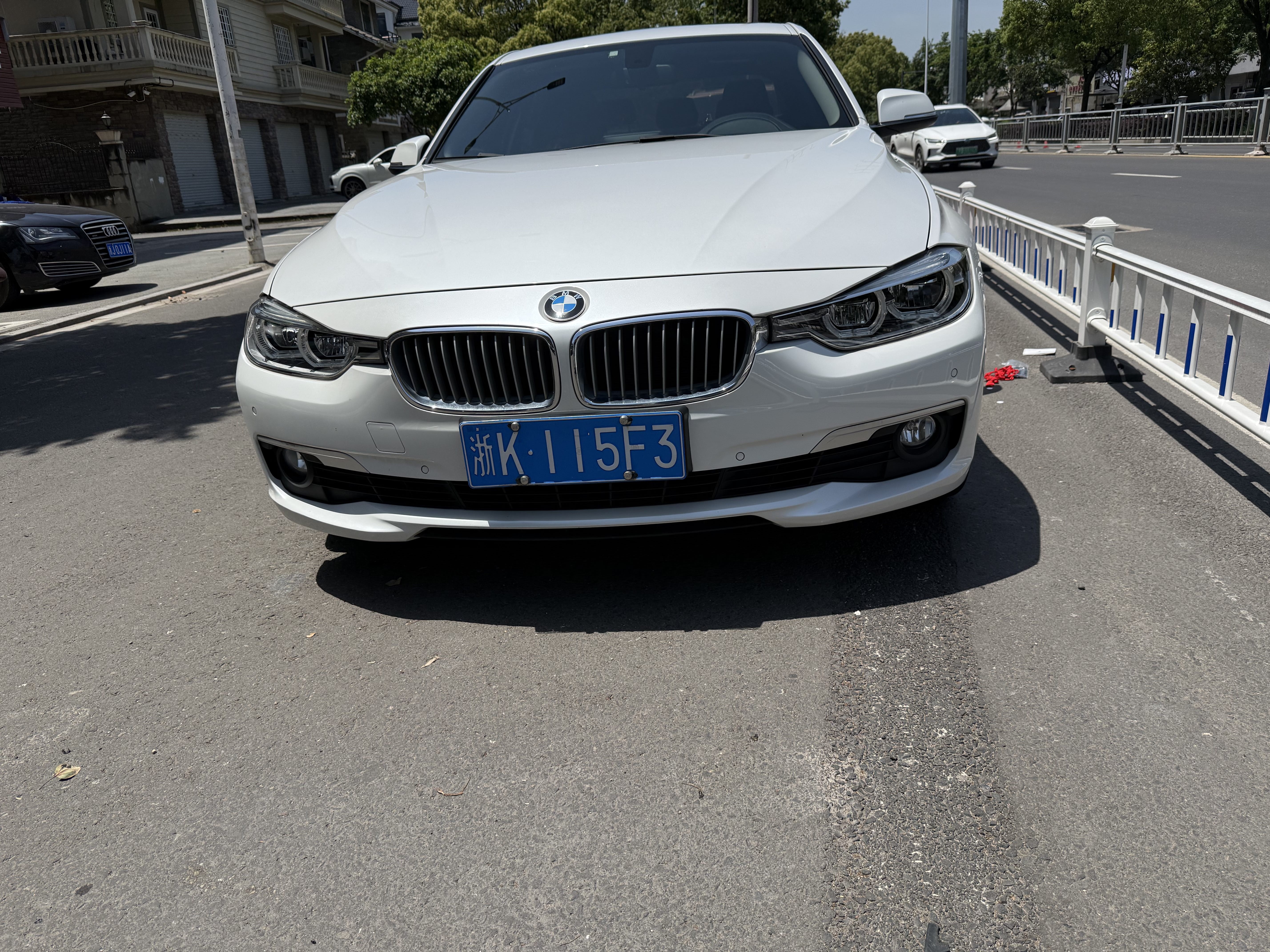 BMW 3 Series 2018 #3 BMW 3 Series 2018 car image #3