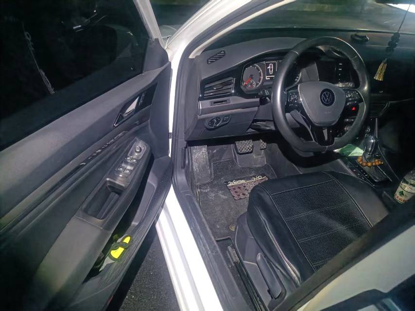 Volkswagen Bora 2021 car image #4