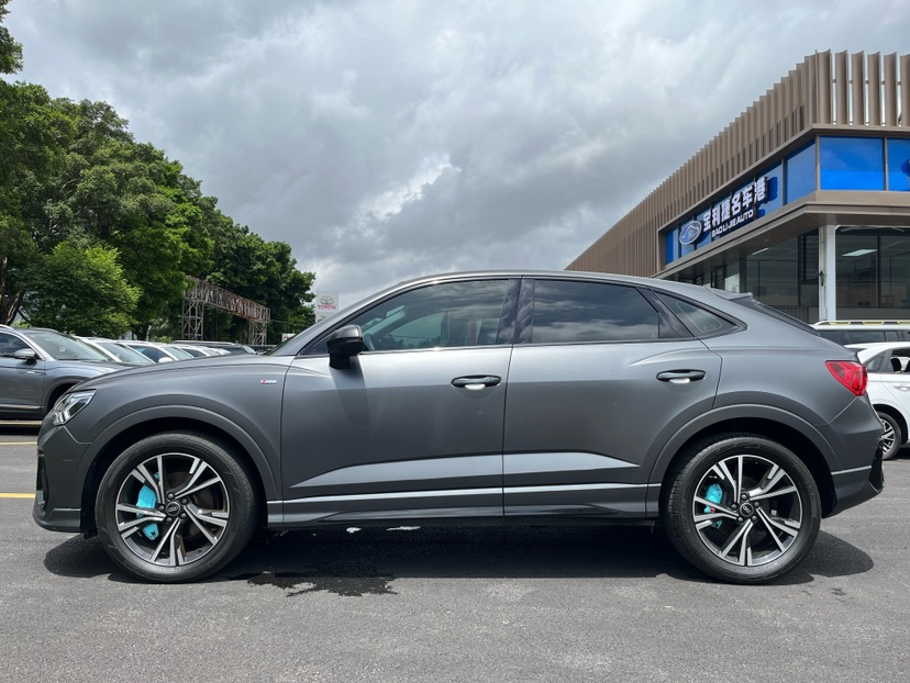 Audi Q3 Sportback 2022 #3 Audi Q3 Sportback 2022 car image #3