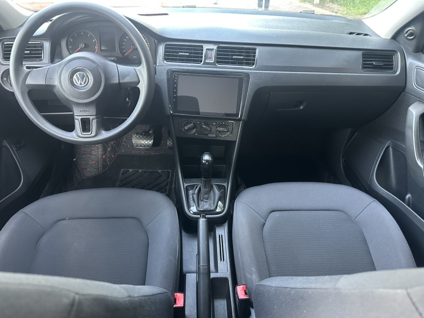 Volkswagen Santana 2014 car image #5