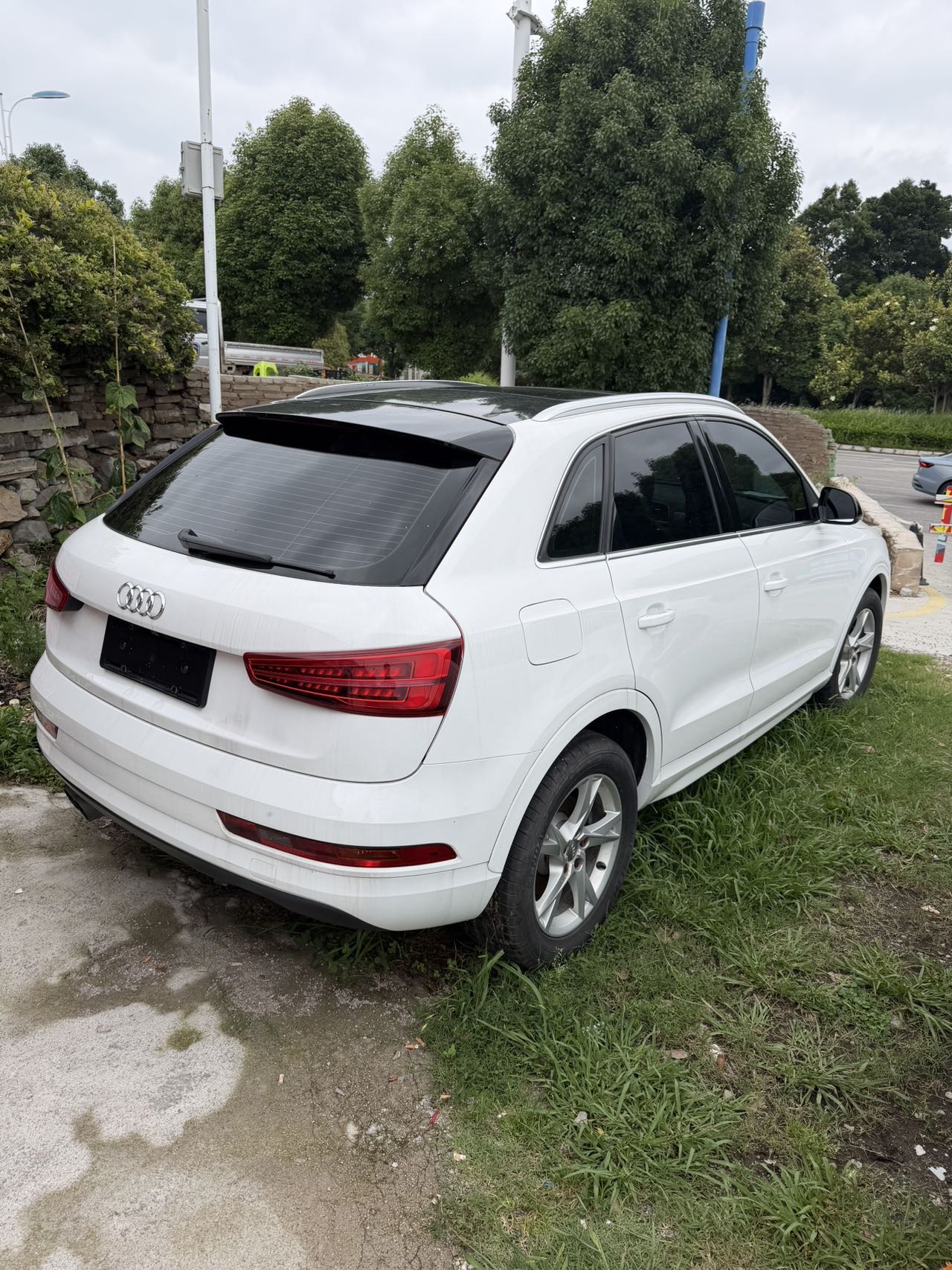 Audi Q3 2019 #8 Audi Q3 2019 car image #8