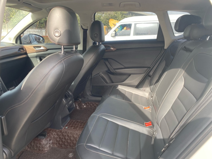 Volkswagen Tharu 2019 #5 Volkswagen Tharu 2019 car image #5