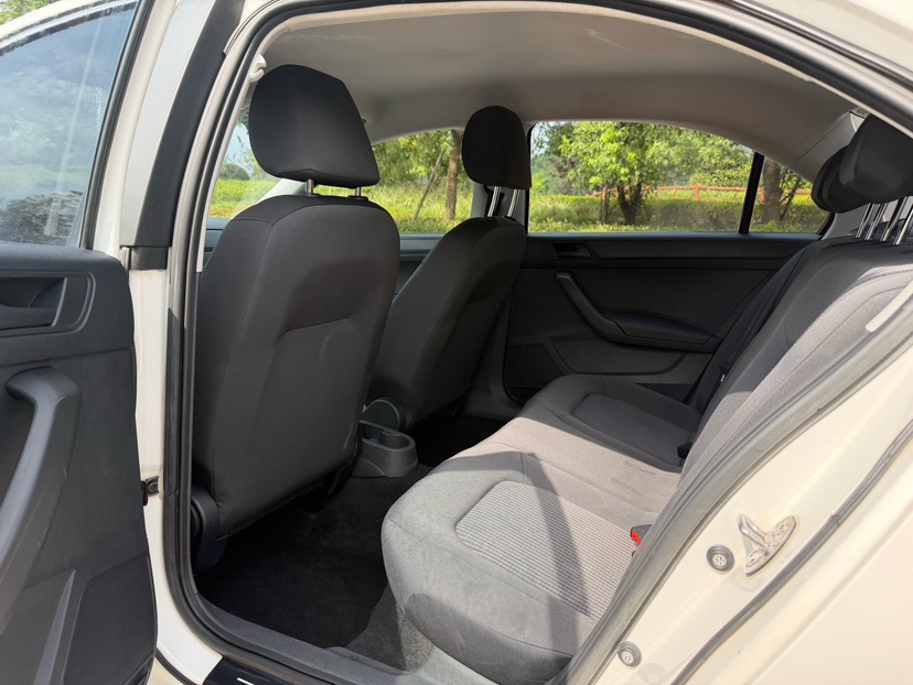 Volkswagen Santana 2019 car image #6