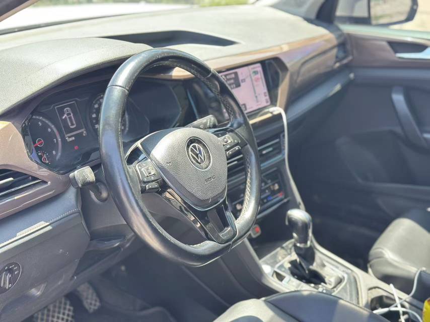 Volkswagen Tharu 2021 #3 Volkswagen Tharu 2021 صورة سيارة #3