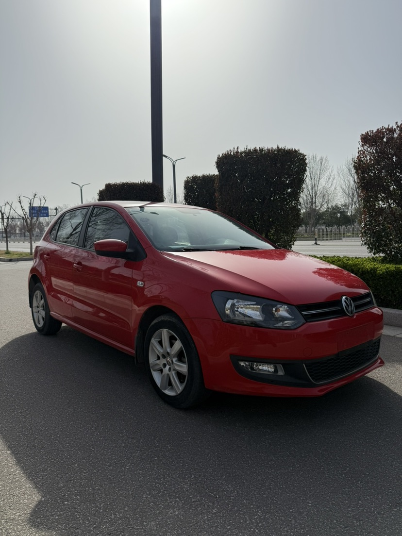 Volkswagen Polo 2012 #3 Volkswagen Polo 2012 car image #3