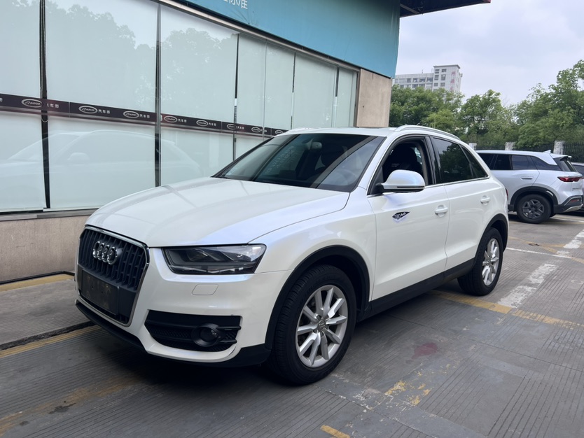 Audi Q3 2015 car image 