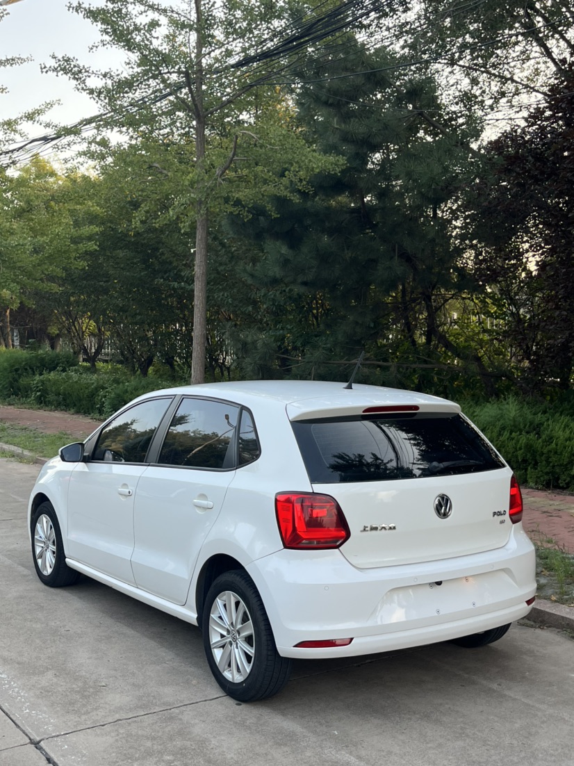 Volkswagen Polo 2015 #6 Volkswagen Polo 2015 car image #6