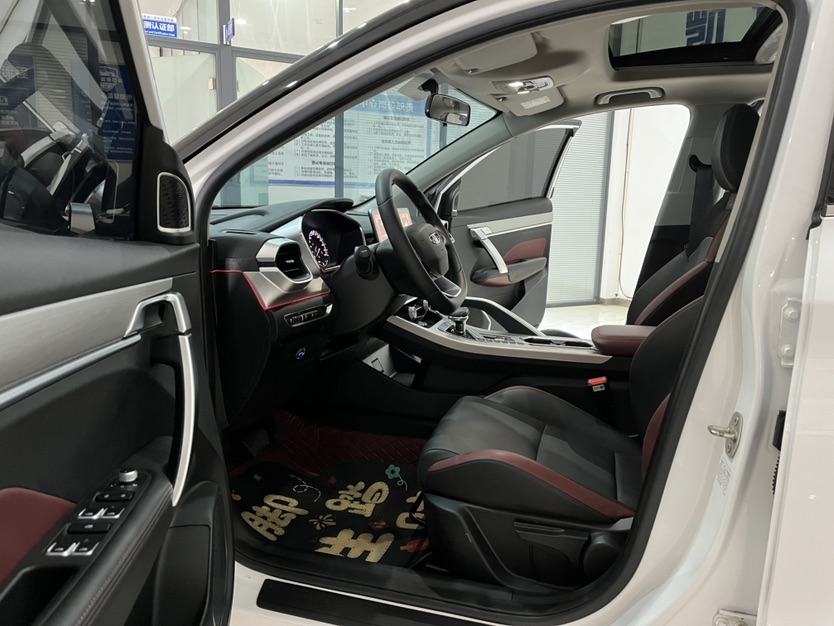 GEELY Coolray 2022 #6 GEELY Coolray 2022 car image #6