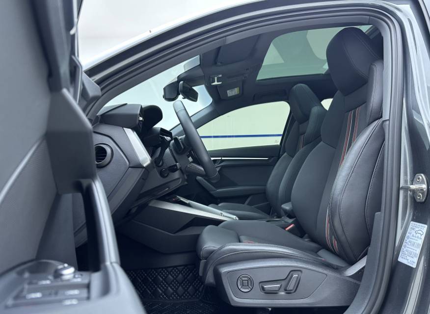 Audi A3 2023 car image #7
