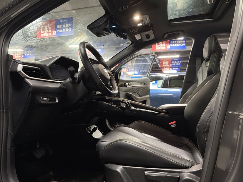 GEELY Coolray 2025 #4 GEELY Coolray 2025 car image #4