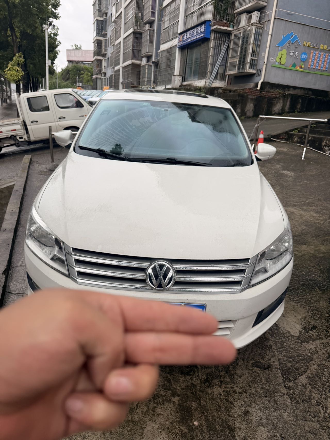 Volkswagen Santana 2016 car image #2