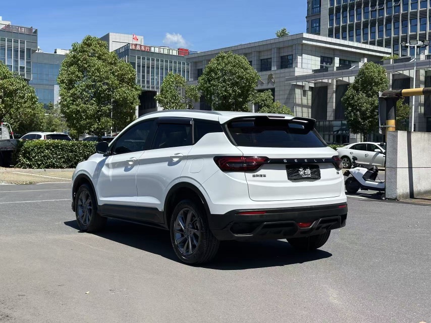 GEELY Coolray 2024 car image #5