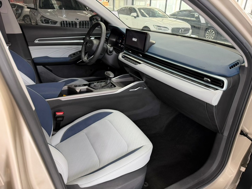 GEELY Emgrand 2022 car image #7
