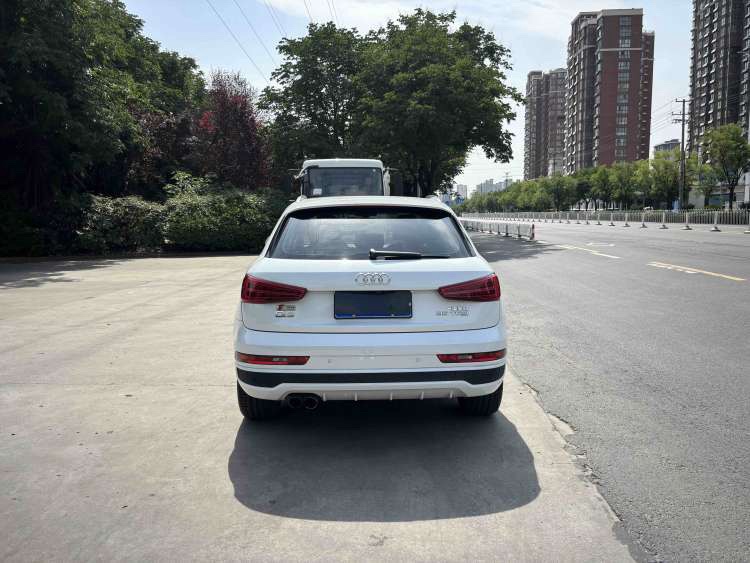 Audi Q3 2019 #5 Audi Q3 2019 car image #5