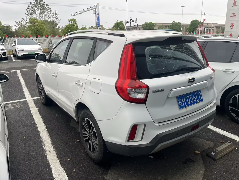 GEELY Vision X6 2017 car image #9
