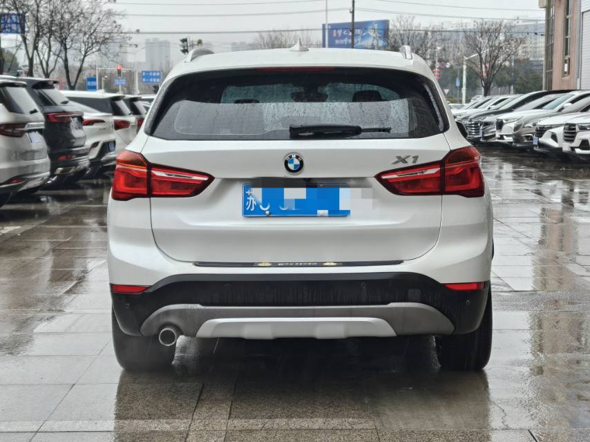 BMW X1 2017 #8 BMW X1 2017 car image #8
