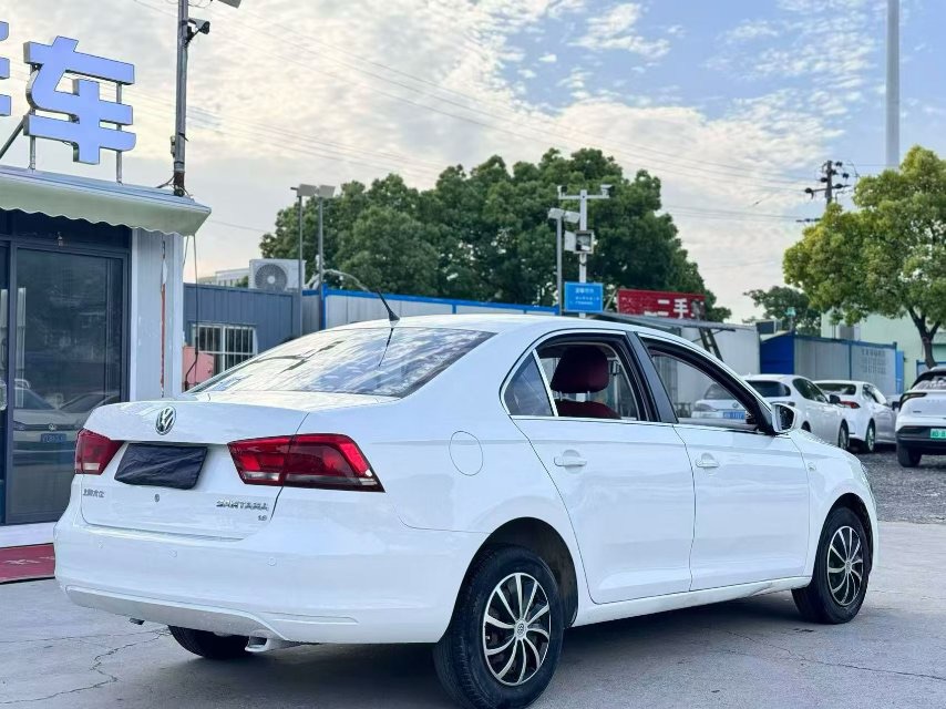 Volkswagen Santana 2015 car image #9