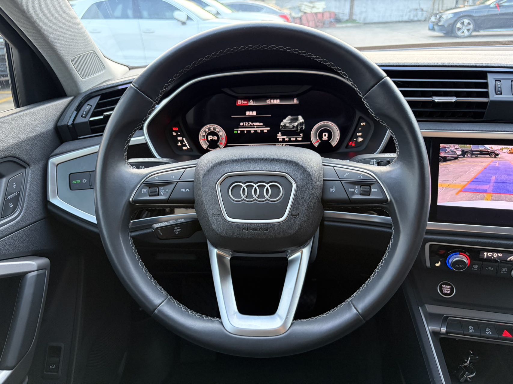 Audi Q3 2022 car image #7
