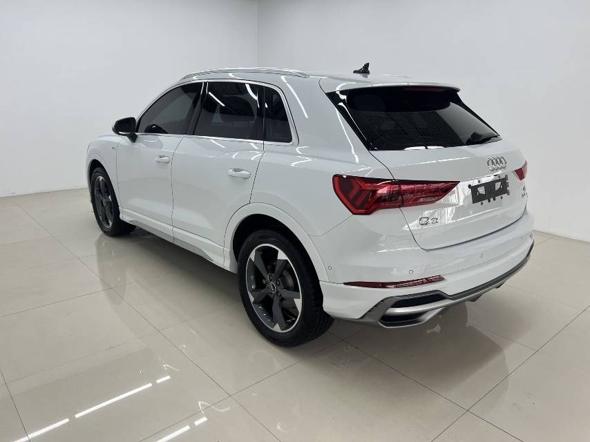 Audi Q3 2023 #6 Audi Q3 2023 car image #6