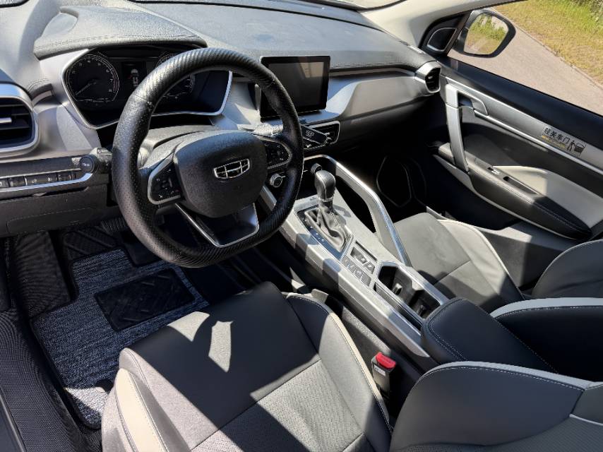 GEELY Coolray 2020 car image #7