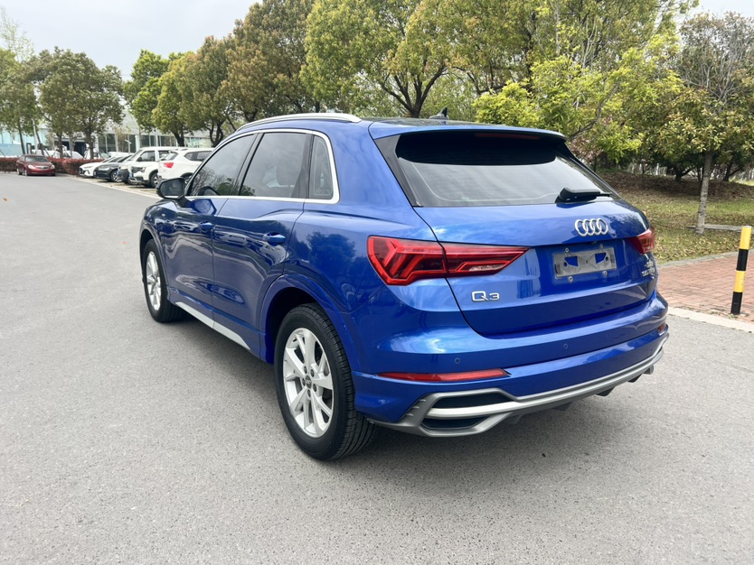 Audi Q3 2019 #4 Audi Q3 2019 car image #4