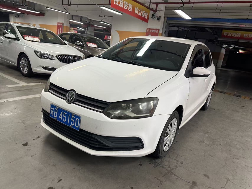 Volkswagen Polo 2016 car image 