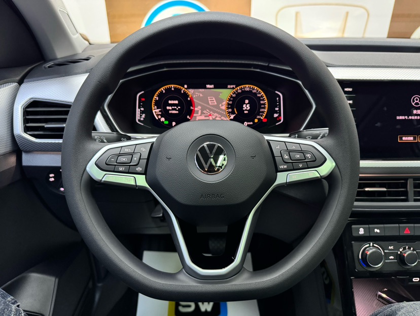 Volkswagen Tacqua 2023 car image #11
